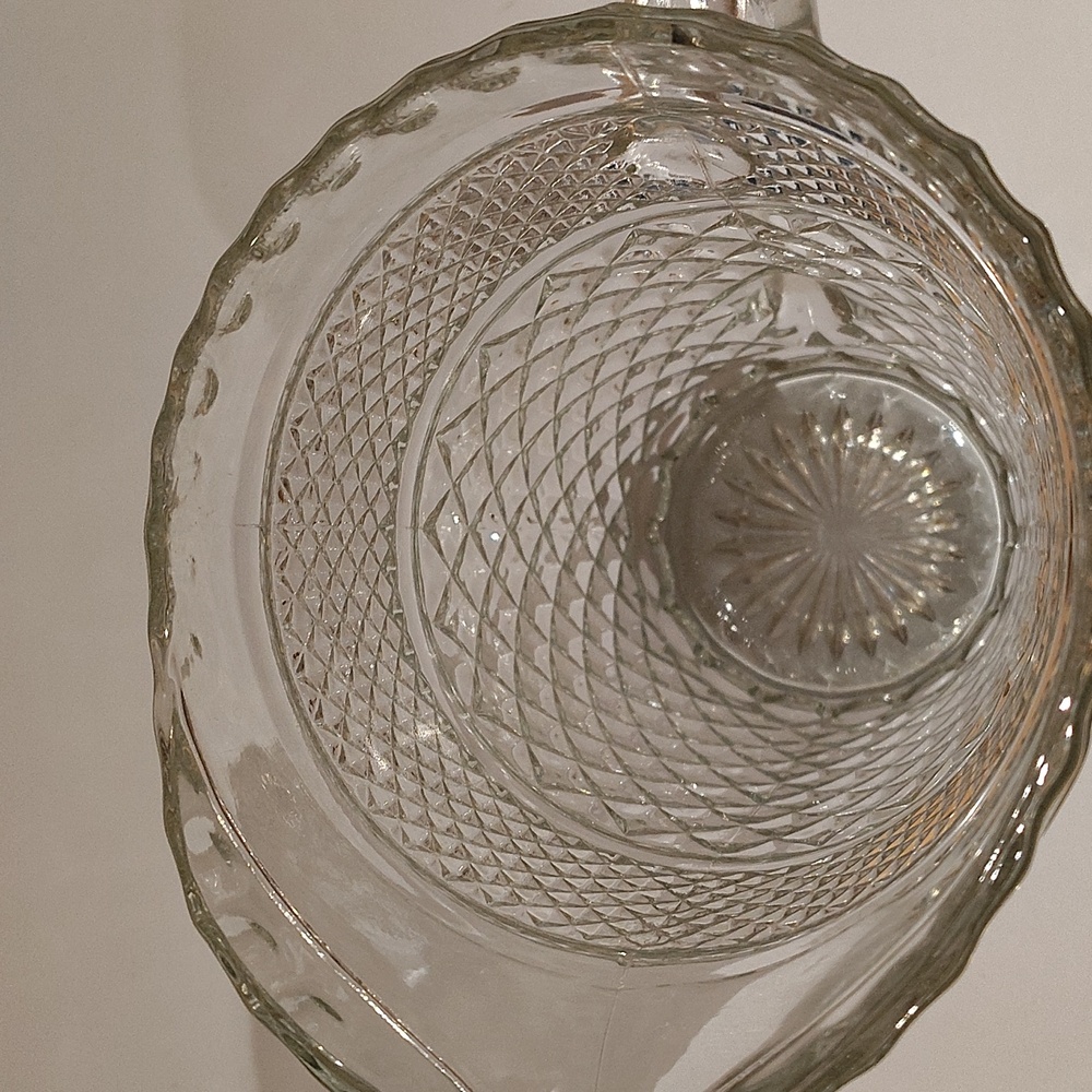 VTG Crystal Pitcher - Picture 4 of 5